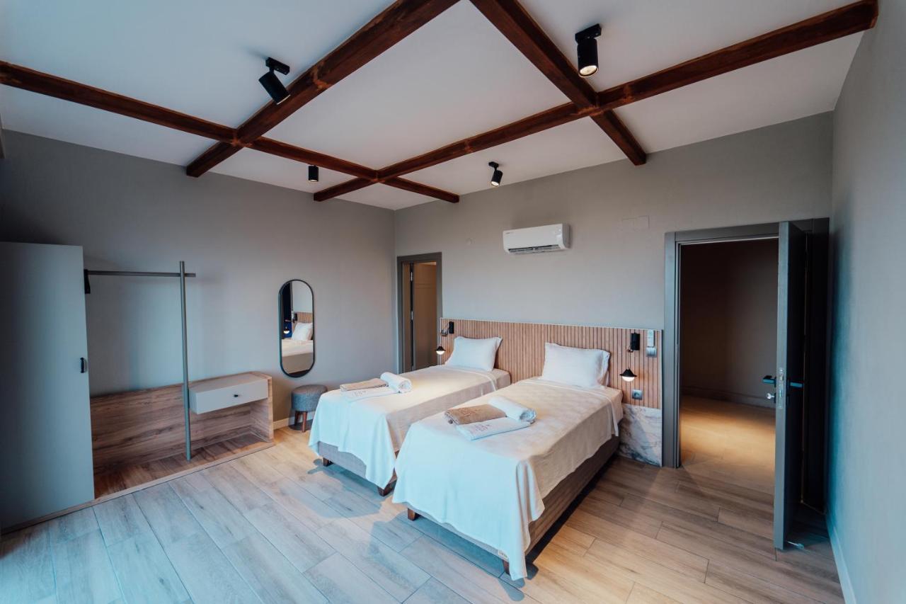 ฟินิเค ตาติลิ - มารีนา อพาร์ต Aparthotel ภายนอก รูปภาพ
