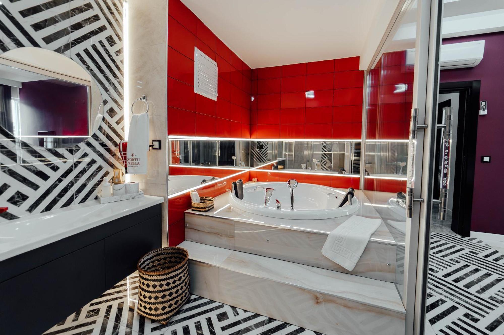 ฟินิเค ตาติลิ - มารีนา อพาร์ต Aparthotel ภายนอก รูปภาพ